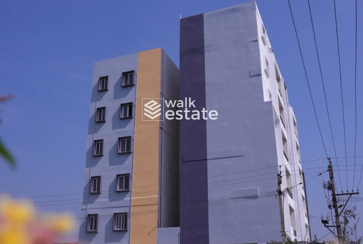 SMR Royals Apartment 2 BHK Flats for sale in Eluru