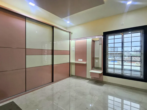 Ready to Occupy 3 BHK builder floor flats for sale in Currency Nagar Vijayawada